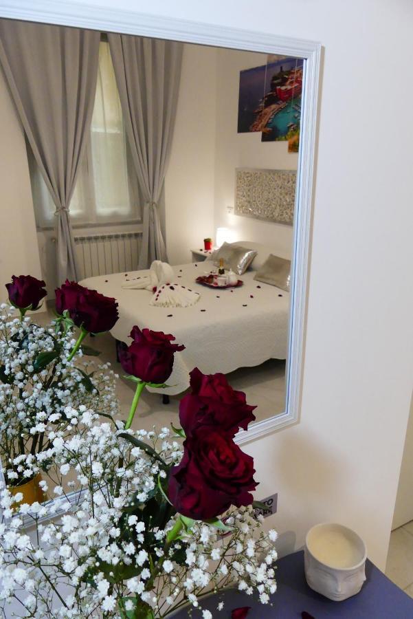 Valentyna Rooms La Spezia Ngoại thất bức ảnh